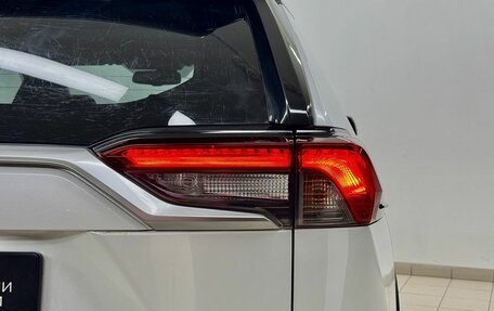 Toyota RAV4, 2022 год, 4 169 000 рублей, 10 фотография