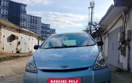 Toyota Wish II, 2004 год, 720 000 рублей, 3 фотография