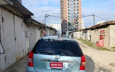 Toyota Wish II, 2004 год, 720 000 рублей, 8 фотография