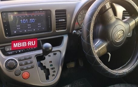 Toyota Wish II, 2004 год, 720 000 рублей, 14 фотография