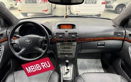 Toyota Avensis III рестайлинг, 2005 год, 670 000 рублей, 18 фотография