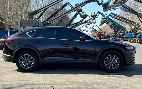 Mazda CX-4, 2023 год, 1 680 777 рублей, 8 фотография