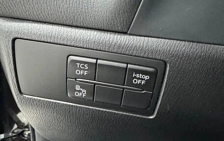 Mazda CX-4, 2023 год, 1 680 777 рублей, 12 фотография