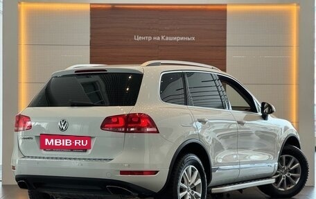 Volkswagen Touareg III, 2013 год, 2 075 000 рублей, 6 фотография