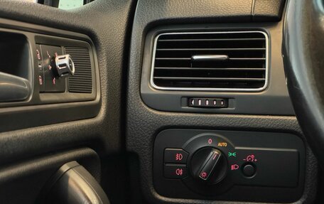 Volkswagen Touareg III, 2013 год, 2 075 000 рублей, 13 фотография