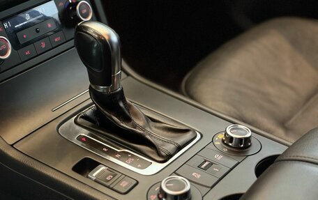 Volkswagen Touareg III, 2013 год, 2 075 000 рублей, 16 фотография