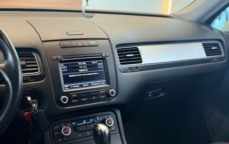 Volkswagen Touareg III, 2013 год, 2 075 000 рублей, 15 фотография