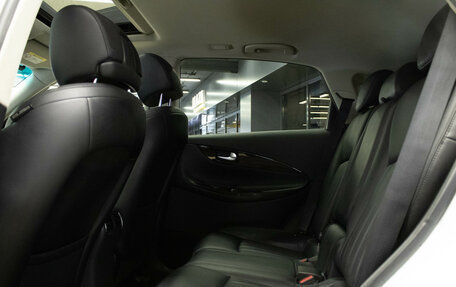 Infiniti QX50 I рестайлинг, 2017 год, 2 189 000 рублей, 12 фотография