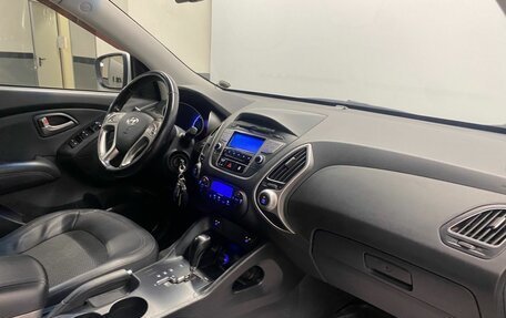 Hyundai ix35 I рестайлинг, 2010 год, 1 099 000 рублей, 20 фотография