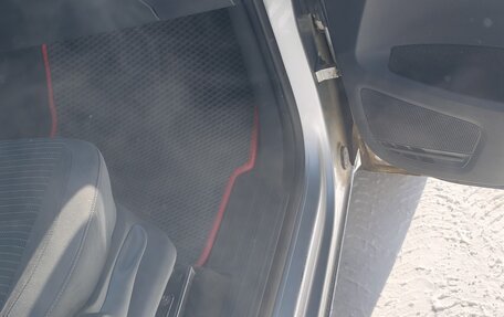 Volkswagen Amarok I рестайлинг, 2013 год, 1 761 000 рублей, 19 фотография