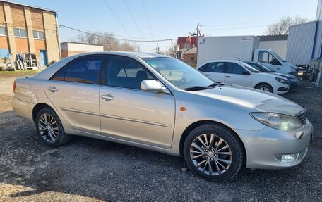 Toyota Camry V40, 2004 год, 950 000 рублей, 2 фотография