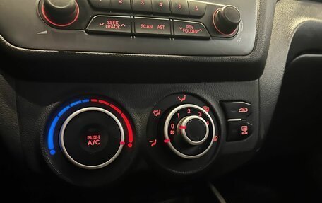 KIA Rio III рестайлинг, 2014 год, 825 000 рублей, 18 фотография