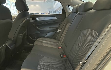 Hyundai Sonata VII, 2019 год, 2 080 000 рублей, 20 фотография