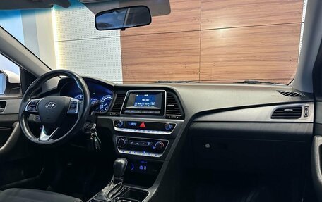 Hyundai Sonata VII, 2019 год, 2 080 000 рублей, 10 фотография