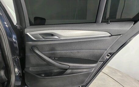 BMW 5 серия, 2018 год, 2 677 584 рублей, 24 фотография