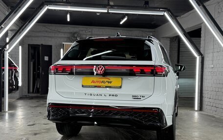 Volkswagen Tiguan, 2025 год, 4 839 000 рублей, 10 фотография