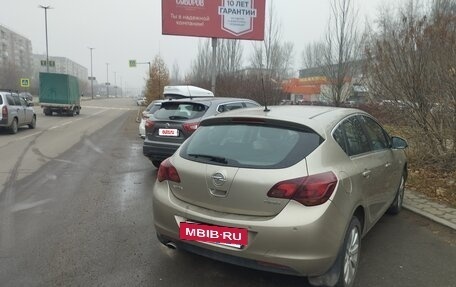 Opel Astra J, 2011 год, 790 000 рублей, 9 фотография