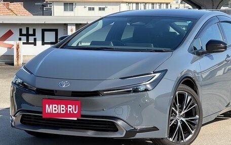 Toyota Prius IV XW50, 2024 год, 2 750 000 рублей, 3 фотография