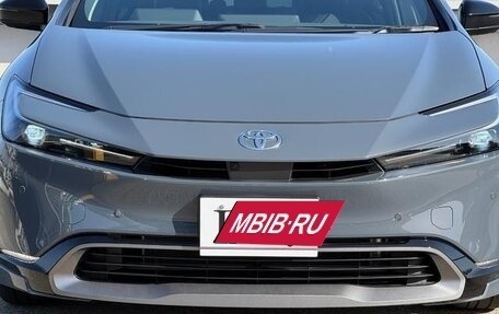 Toyota Prius IV XW50, 2024 год, 2 750 000 рублей, 2 фотография