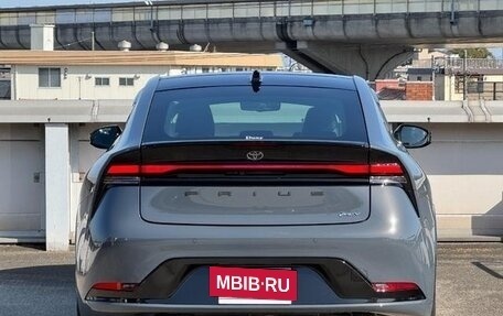 Toyota Prius IV XW50, 2024 год, 2 750 000 рублей, 5 фотография