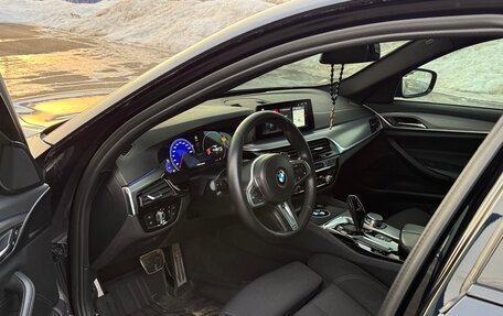 BMW 5 серия, 2018 год, 2 930 000 рублей, 11 фотография