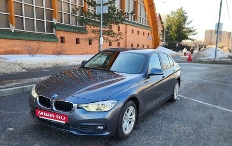 BMW 3 серия, 2017 год, 2 700 000 рублей, 3 фотография