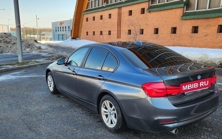 BMW 3 серия, 2017 год, 2 700 000 рублей, 4 фотография