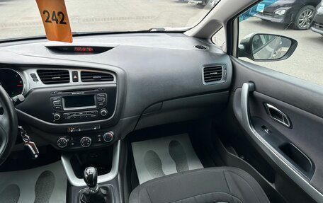 KIA cee'd III, 2013 год, 1 149 000 рублей, 15 фотография