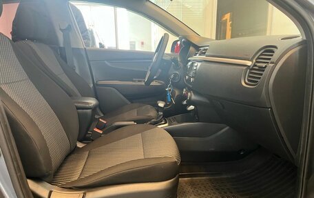 KIA Rio IV, 2018 год, 1 599 000 рублей, 18 фотография