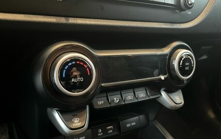 KIA Rio IV, 2018 год, 1 599 000 рублей, 12 фотография