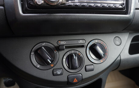 Nissan Note II рестайлинг, 2008 год, 426 000 рублей, 15 фотография