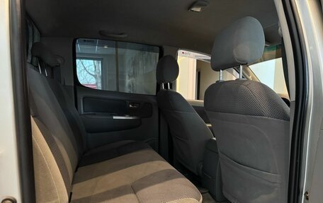 Toyota Hilux VII, 2010 год, 2 099 000 рублей, 9 фотография