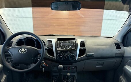 Toyota Hilux VII, 2010 год, 2 099 000 рублей, 16 фотография