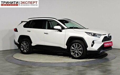 Toyota RAV4, 2022 год, 4 197 000 рублей, 3 фотография