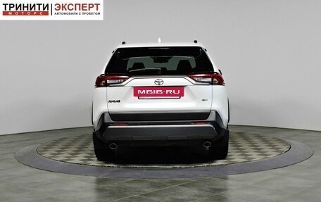 Toyota RAV4, 2022 год, 4 197 000 рублей, 6 фотография