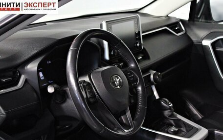 Toyota RAV4, 2022 год, 4 197 000 рублей, 13 фотография