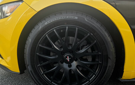 Ford Mustang VI рестайлинг, 2016 год, 3 650 000 рублей, 15 фотография