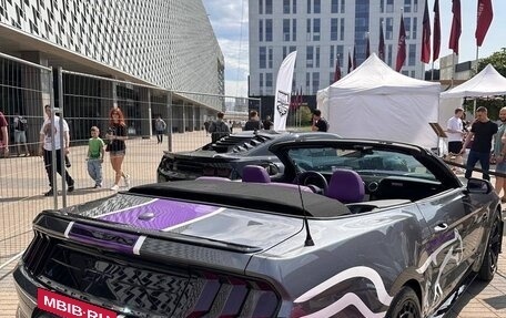 Ford Mustang VI рестайлинг, 2022 год, 9 099 000 рублей, 2 фотография