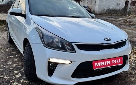 KIA Rio IV, 2018 год, 900 000 рублей, 7 фотография