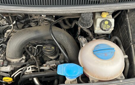 Volkswagen Caravelle T6 рестайлинг, 2018 год, 3 200 000 рублей, 5 фотография