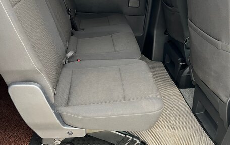 Volkswagen Caravelle T6 рестайлинг, 2018 год, 3 200 000 рублей, 7 фотография