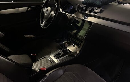 Volkswagen Passat B7, 2012 год, 850 000 рублей, 13 фотография