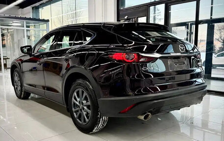 Mazda CX-4, 2023 год, 1 880 777 рублей, 5 фотография