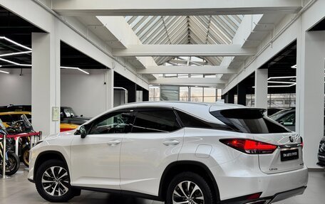 Lexus RX IV рестайлинг, 2021 год, 5 990 000 рублей, 4 фотография