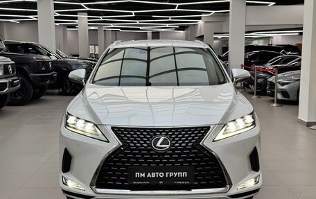 Lexus RX IV рестайлинг, 2021 год, 5 990 000 рублей, 2 фотография