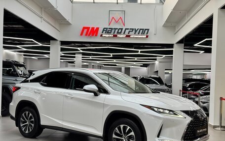Lexus RX IV рестайлинг, 2021 год, 5 990 000 рублей, 11 фотография