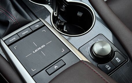 Lexus RX IV рестайлинг, 2021 год, 5 990 000 рублей, 32 фотография