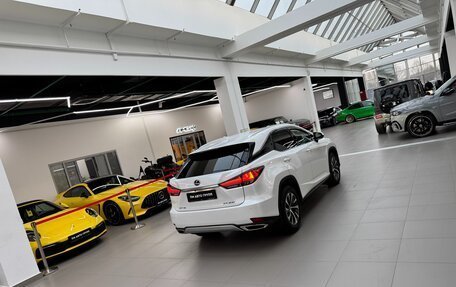 Lexus RX IV рестайлинг, 2021 год, 5 990 000 рублей, 39 фотография