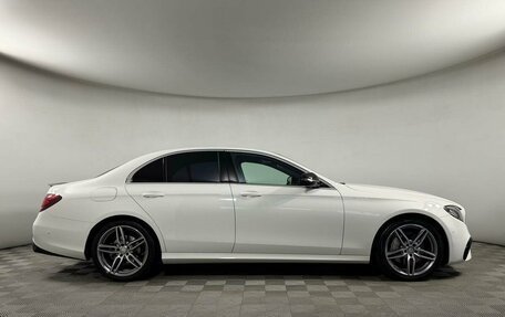 Mercedes-Benz E-Класс, 2016 год, 3 099 000 рублей, 4 фотография