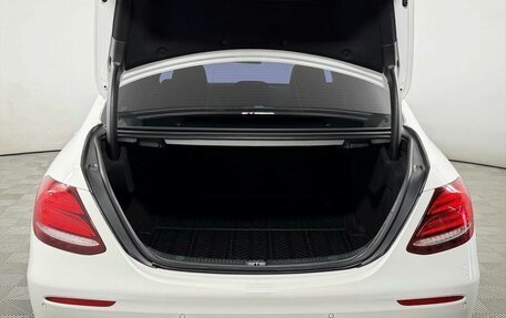 Mercedes-Benz E-Класс, 2016 год, 3 099 000 рублей, 8 фотография